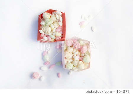 洋娃娃節甜米粉蛋糕 糖果 甜食 194872