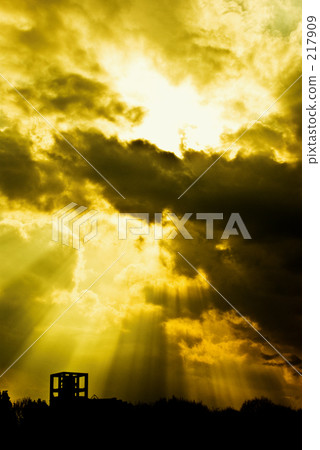 Beam Of Light, cloud, clouds 217909