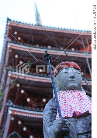 Having five-storied pagodas and Jizo Having five-storied pagodas and Jizo 219453