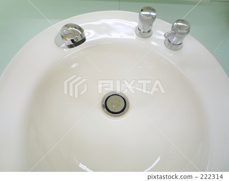 White sink White sink 222314