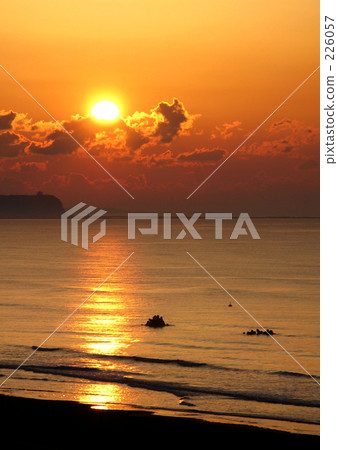 Campaign and sunrise 226057