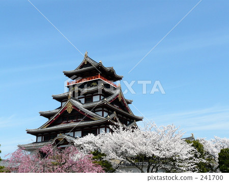 一座城堡 一座城堡 241700