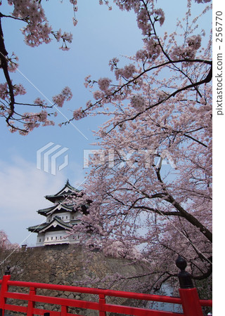 Shimoda Bridge and Hirosaki Castle 256770