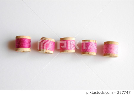 Pink thread (1) 257747