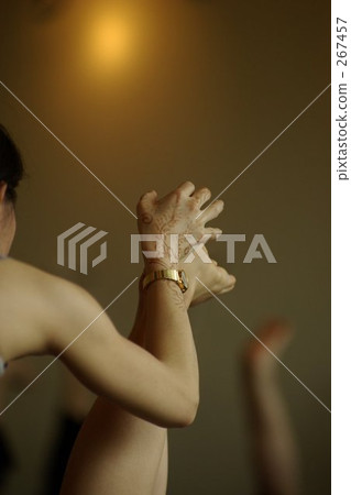 瑜伽老師的手 瑜伽老師的手 267457