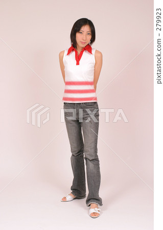 tugging, white shirt, tug 279923