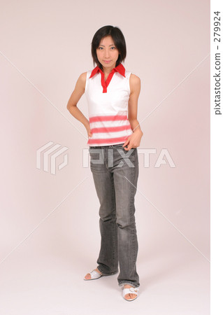 tugging, white shirt, tug 279924