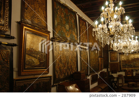 Cordoba's leather shop 287909