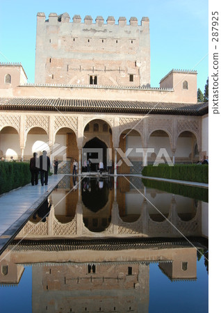 Ayanees庭院 287925