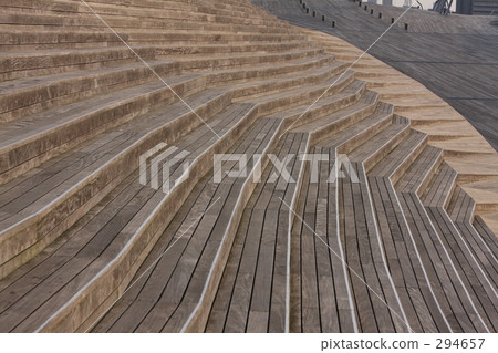 Large pier deck 3 294657