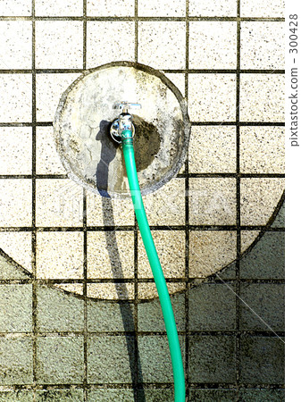 水龍頭和軟管 水龍頭和軟管 300428