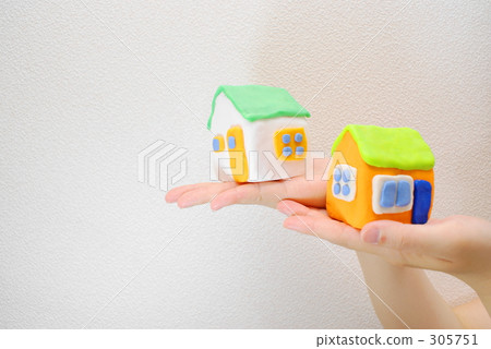 Home image Home image 305751