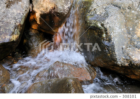 mountain stream, mountain torrent, natural scenery 308101