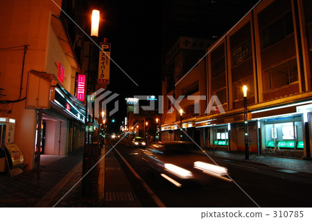 夜晚的城市 310785