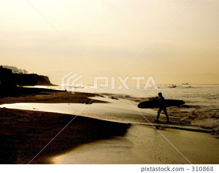 Early morning Shonan 310868