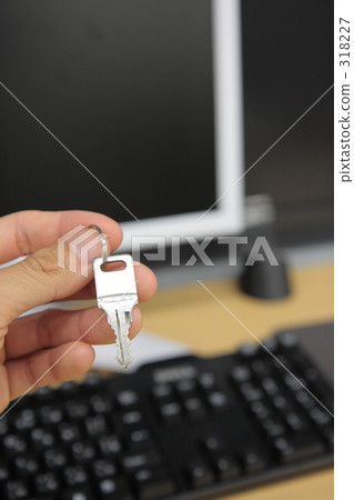 Key and personal computer Key and personal computer 318227
