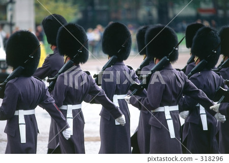 Replacement of guards Replacement of guards 318296
