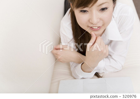 female, lady, woman 320976