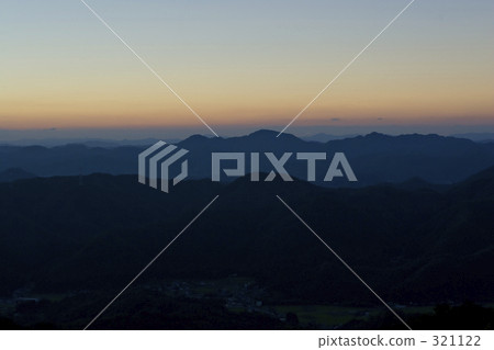 Overlap mountains and sunsets Overlap mountains and sunsets 321122