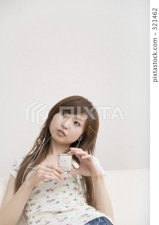 Young female, university student/vocational school student, girl 321462