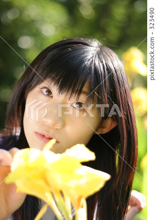 短袖 黑髮 制服 323490