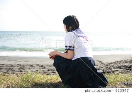 short sleeve, dark hair, uniform 323547
