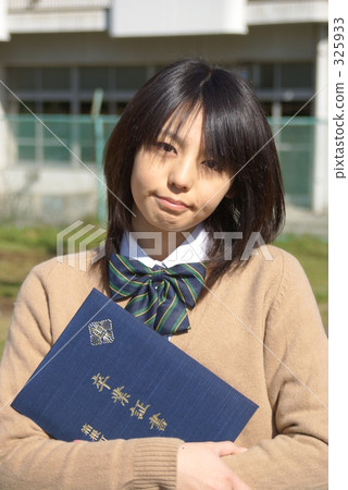 校服 可愛的 半長頭髮 325933