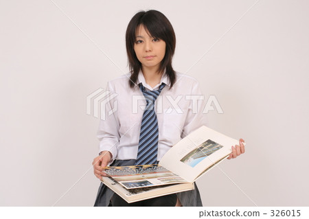 校服 住宅工作室 y-襯衫 326015