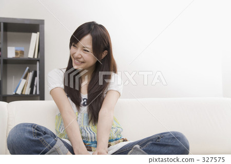 Young female, university student/vocational school student, girl 327575