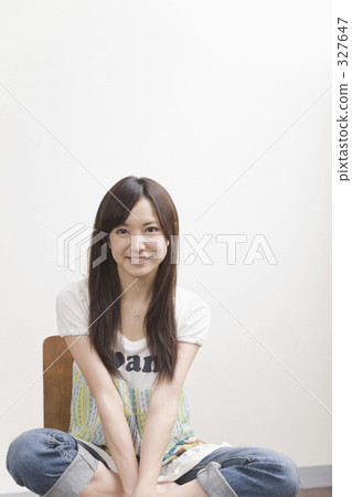 年輕女子 年輕女性 少女 327647