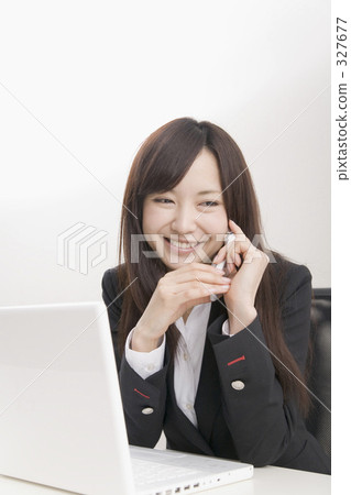 女人 女性 年輕女子 327677