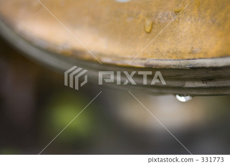 桶 雨水 影像 331773