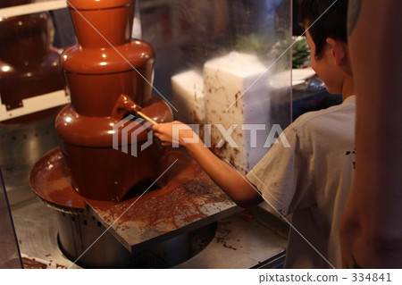 Chocolate tower 334841
