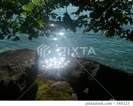 Lake diamonds 340123