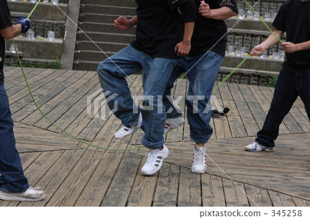 Double Dodge Double Dodge 345258