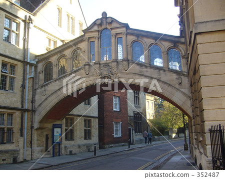 牛津的一座嘆橋橋 牛津的一座嘆橋橋 352487