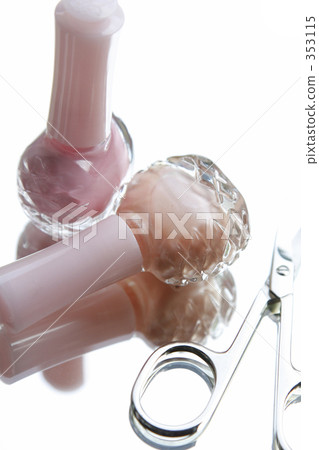 Manukia and cutting scissors Manukia and cutting scissors 353115