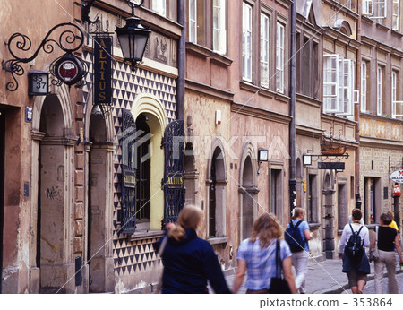 Old Town of Warsaw 353864