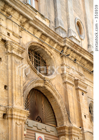 Walking around the city Baroque architecture Walking around the city Baroque architecture 358939