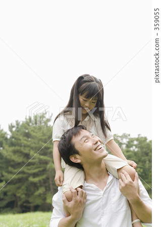 rapport, skinship, piggyback 359055