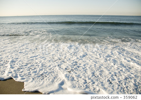 洶湧的波浪 359062