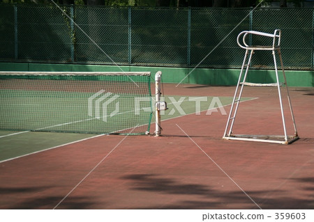 Tennis court  359603