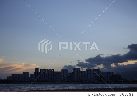 High rise apartment 360382