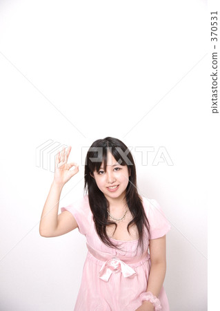 一個女人給出一個好的 一個女人給出一個好的 370531