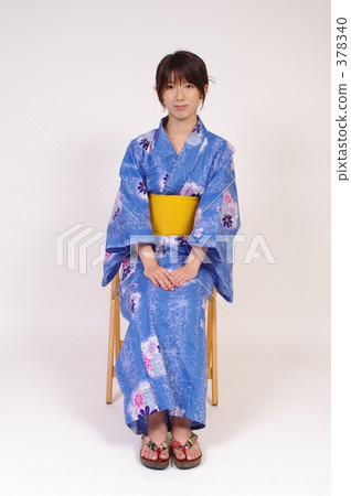 Yukata woman 378340