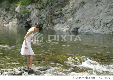 A woman lady 379405