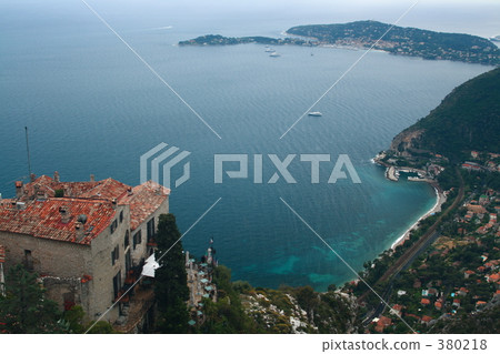 從Washan村莊@EZE的頂部看地中海 380218