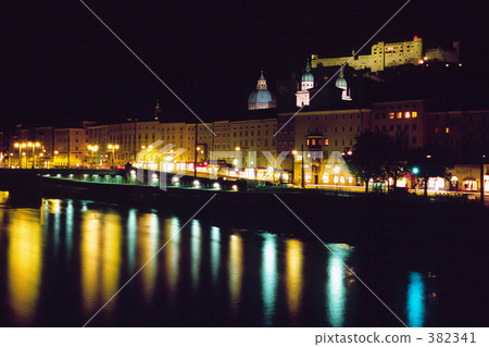 薩爾察赫河和城堡[世界遺產] 382341