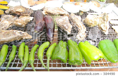 Grilled oyster and vegetable barbecue Grilled oyster and vegetable barbecue 384490