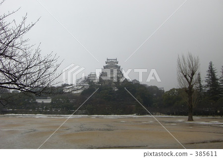 hakuro-jo, white egret castle, himeji 385611